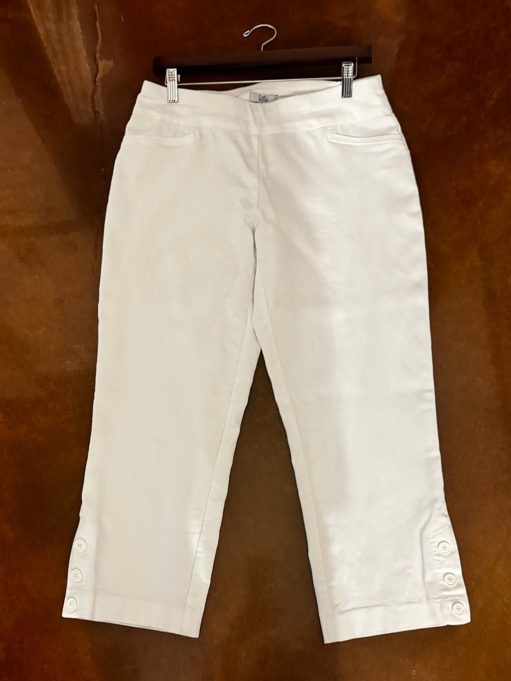croft & barrow White Cropped Button-Hem Capris